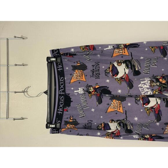 Disney Hocus Pocus Themed Lounge Pants Size Large - Picture 2 of 5
